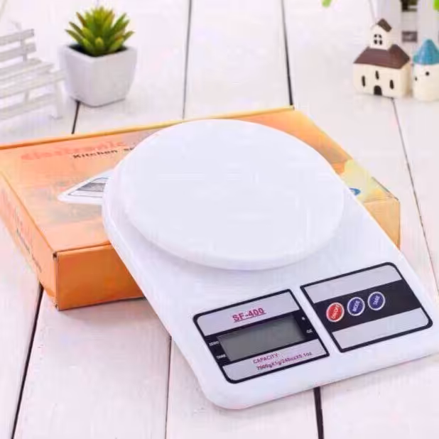 ترازو اشپزخانه الکترونیک   ظرفیت 1گرم تا 10 کیلو گرم .نمایشگر ال ای دی .باطری خور. صفر کن  
