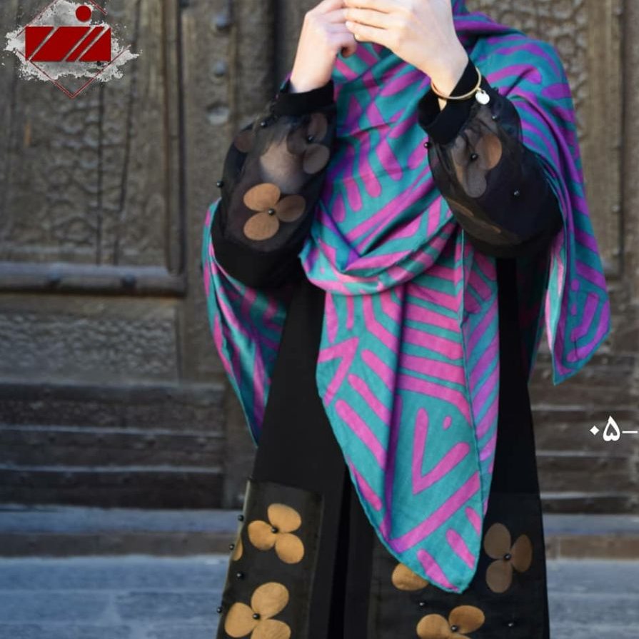 روسری نخی دور دست دوز