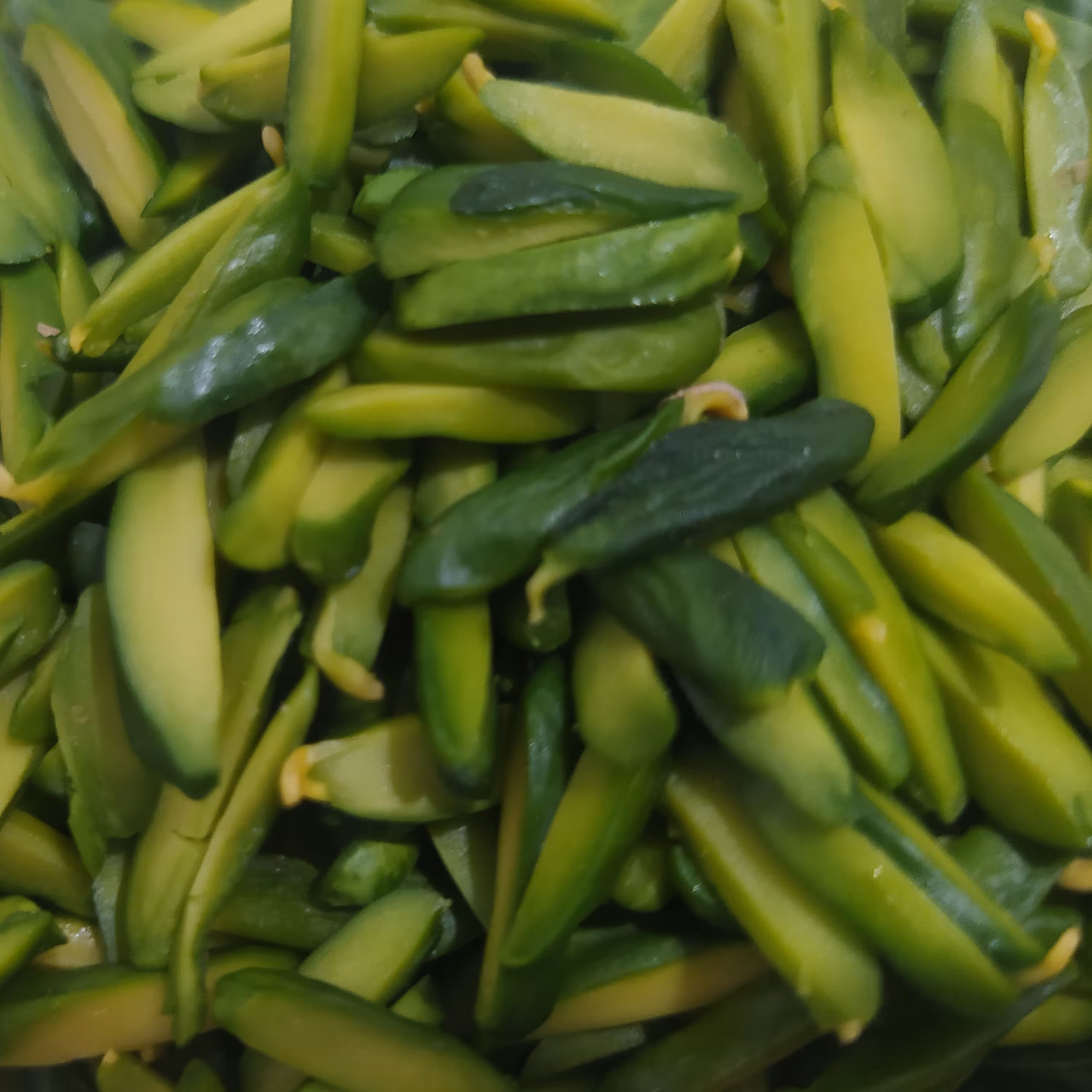 خلال پسته سبز