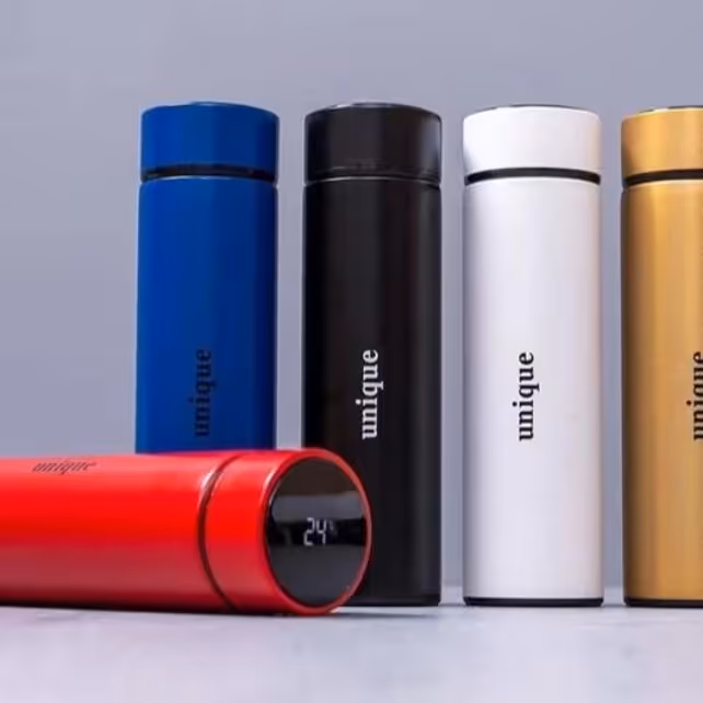 فلاسک نیم لیتری یونیک با نشانگر  دیجیتالی درجه حرارت