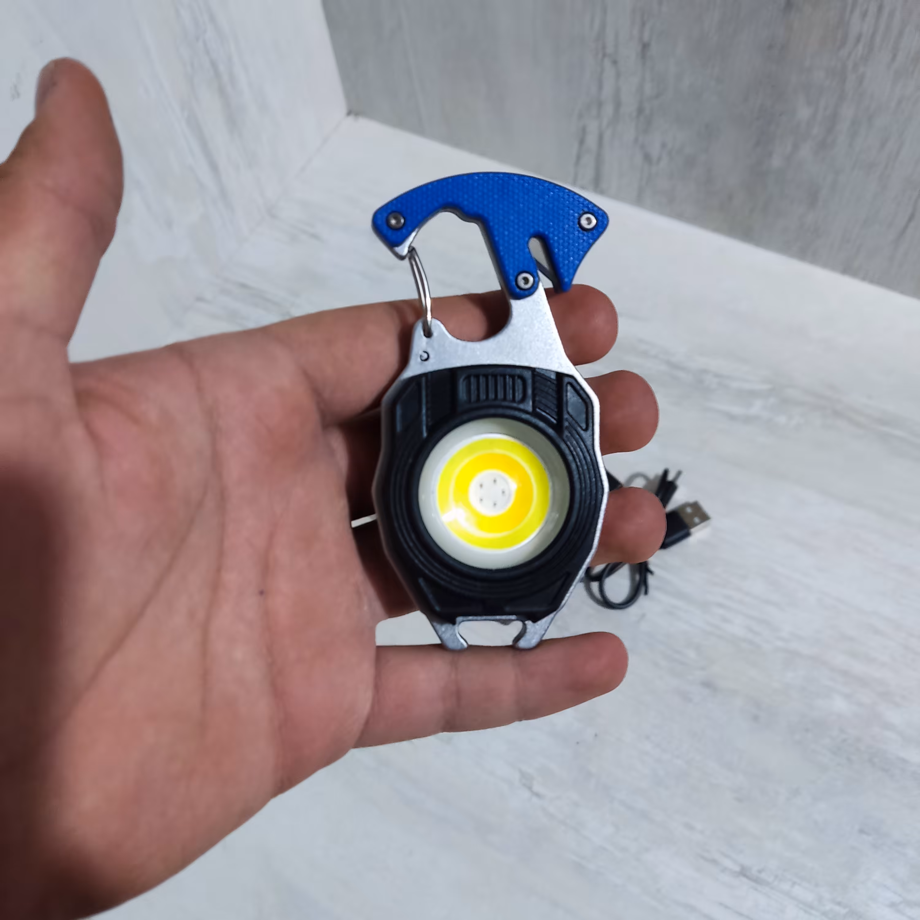 چراغ اضطراری همه کاره اورجینال با کارایی باور نکردنی