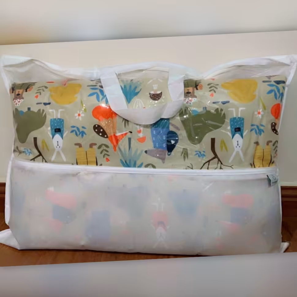 رویه تشک و لحاف و بالش نوزاد طرح جنگل حیوانات (سرویس خواب نوزاد)