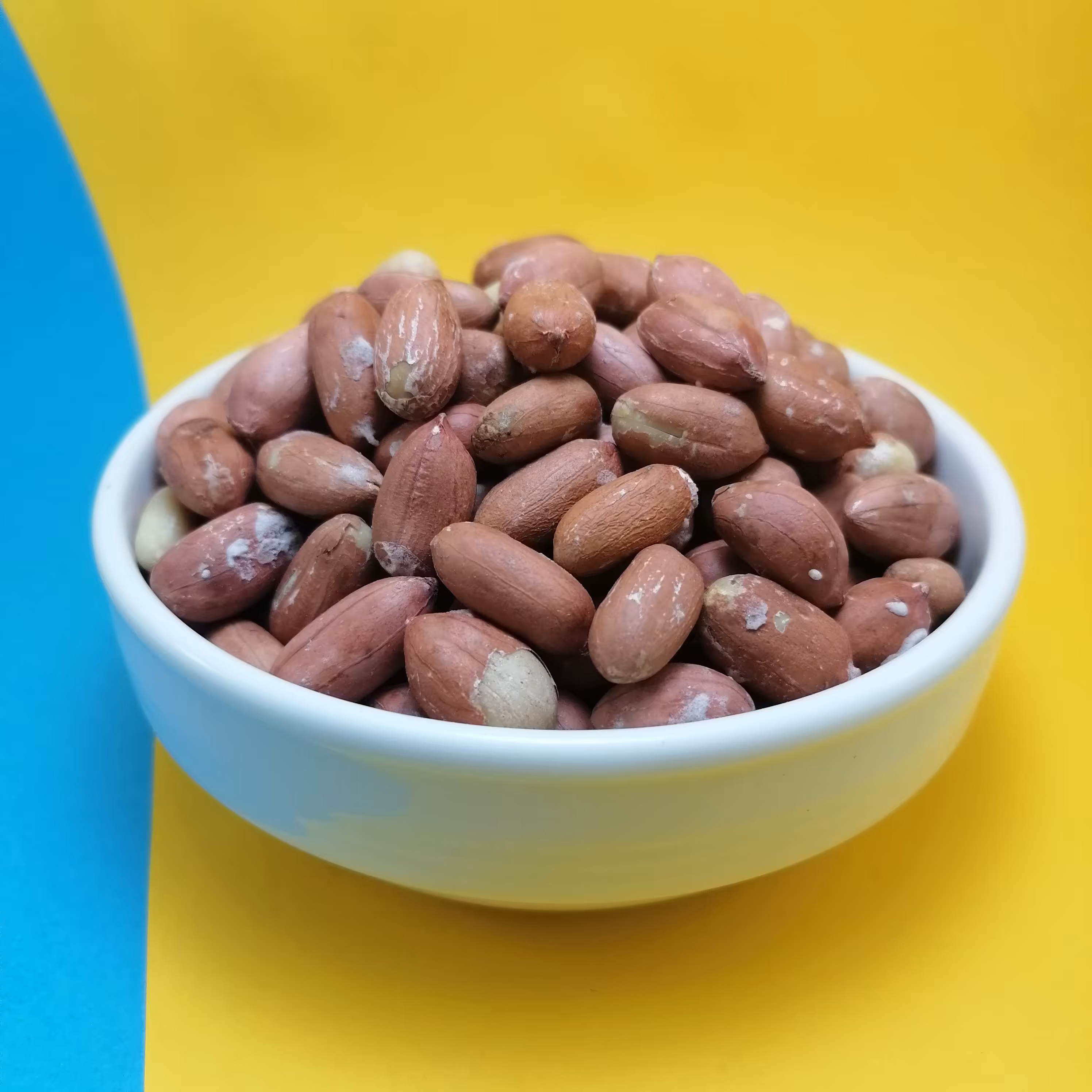 مغز بادام زمینی آستانه اعلا (1 کیلو گرم)آجیل و خشکبار شفا 