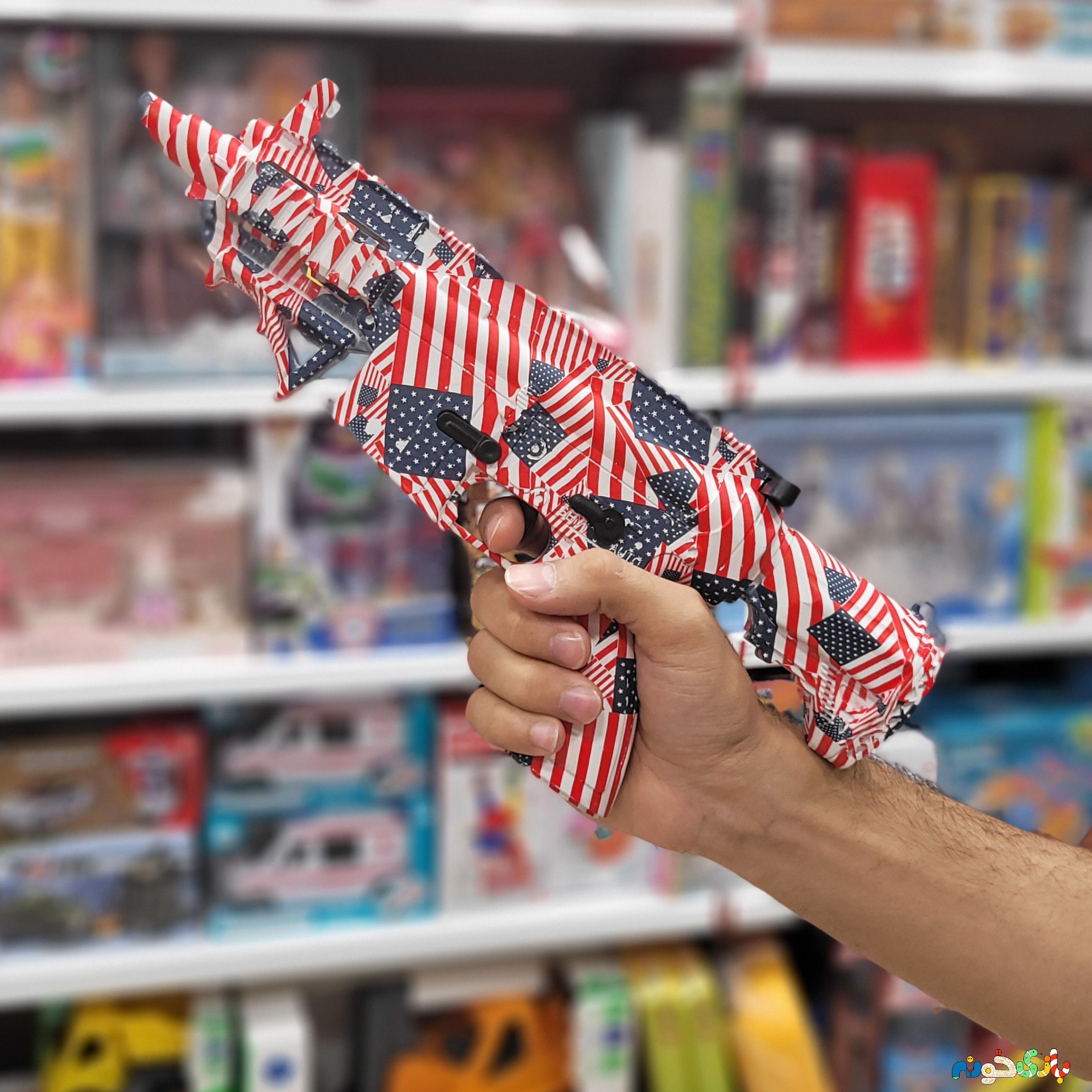 اسباب بازی تفنگ تیر باری باطری شارژی تیر ژله ای وارداتی ابعاد 34در14سانت 