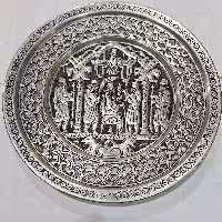 بشقاب قلمزنی طرح هخامنشی نیمه مشبک 20 سانتی