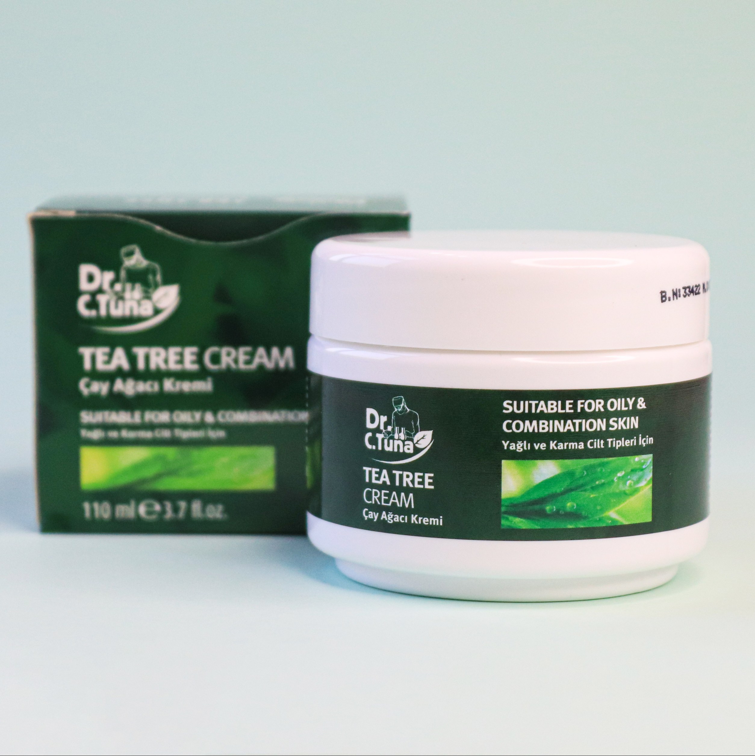  کرم مرطوب کننده کاسه ای  چای سبز( tea tree ) فارماسی حجم 110میل