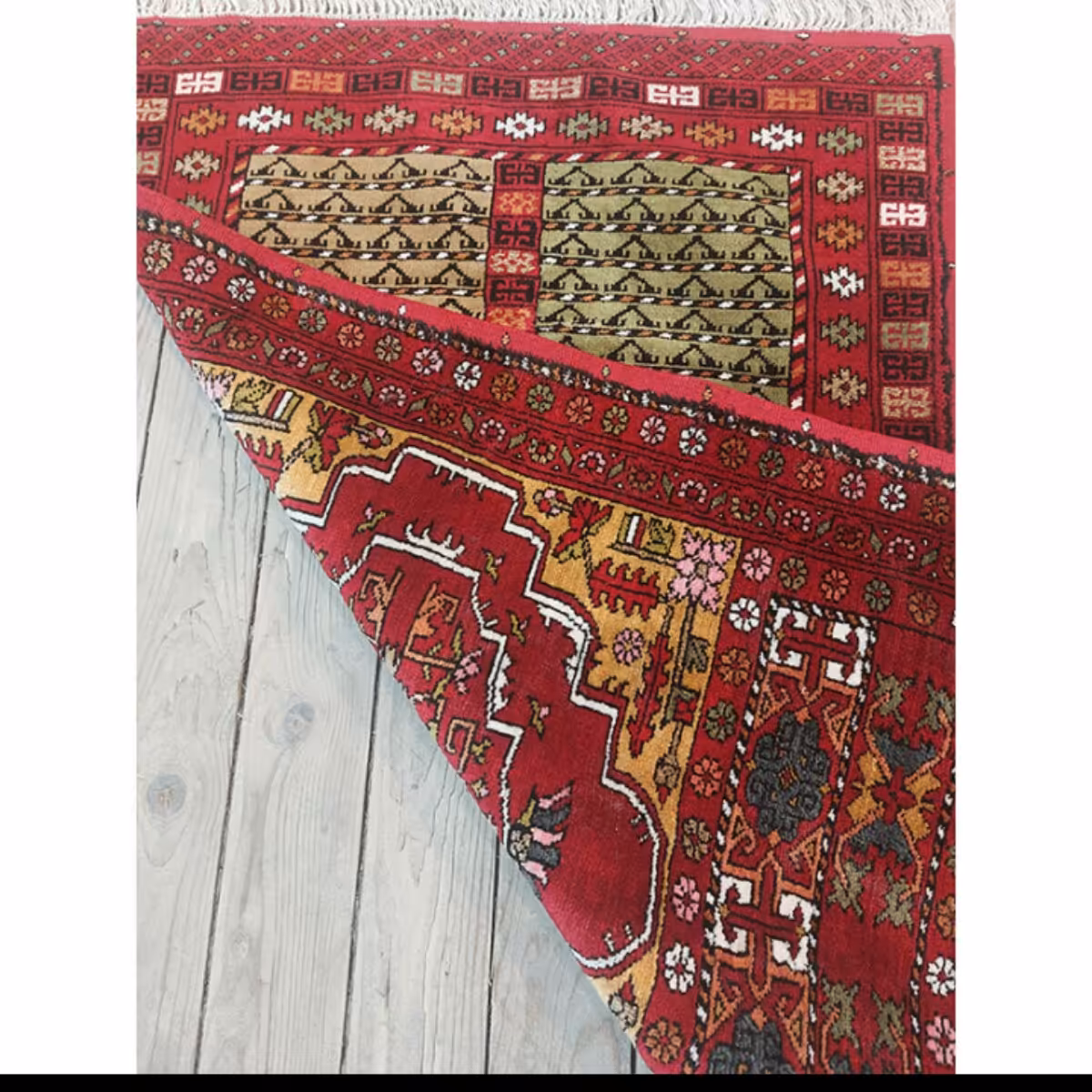 فرش دستبافت ابریشم