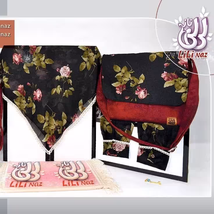 حریر گل رز شاخه ای زمینه کیف قرمز