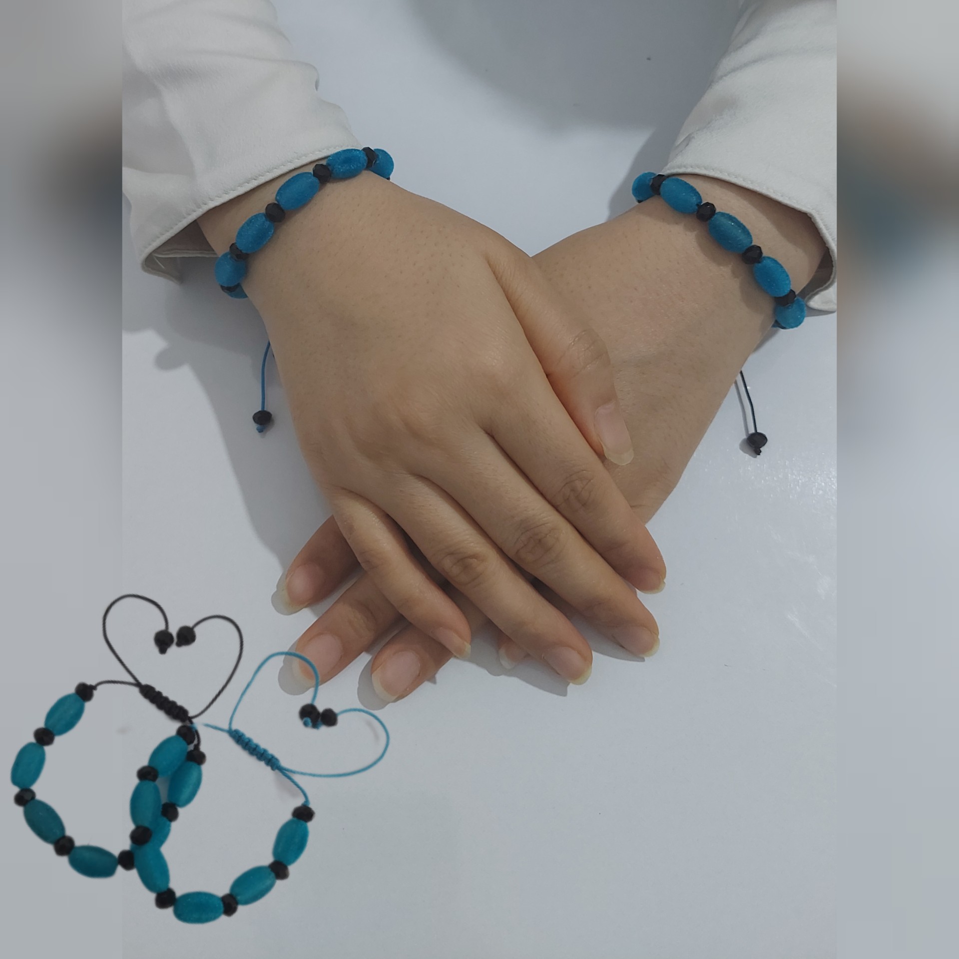 دستبند گره کشویی مخملی و کریستالی