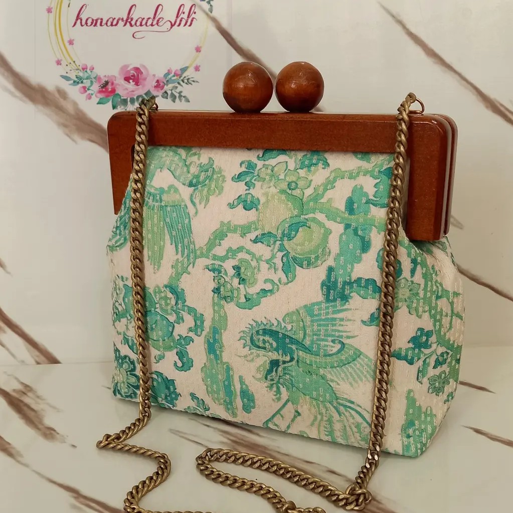 کیف پارچه کوک دوزی
