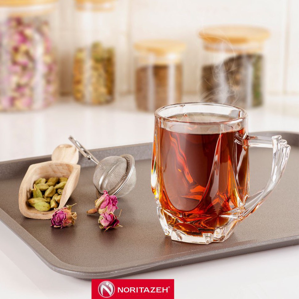 نیم لیوان استاتیک