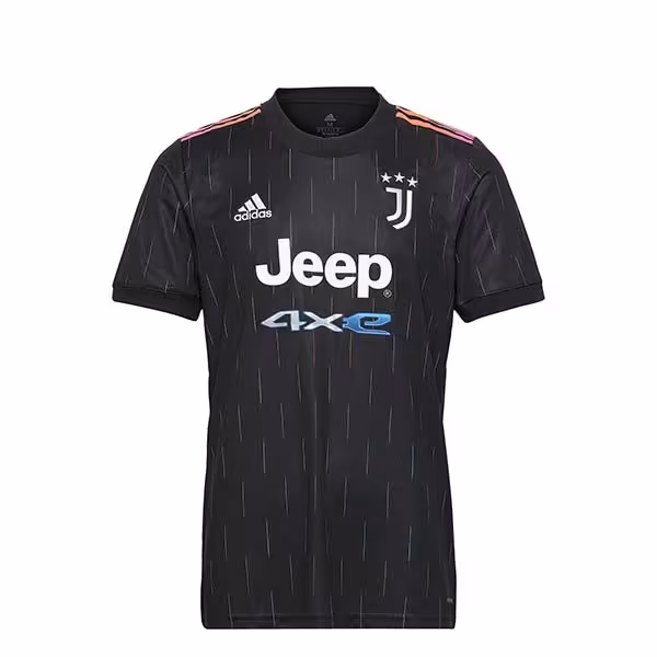 لباس دوم یوونتوس 2022