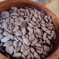 مغز تخمه آفتابگردان خام 200 گرمی کنجد