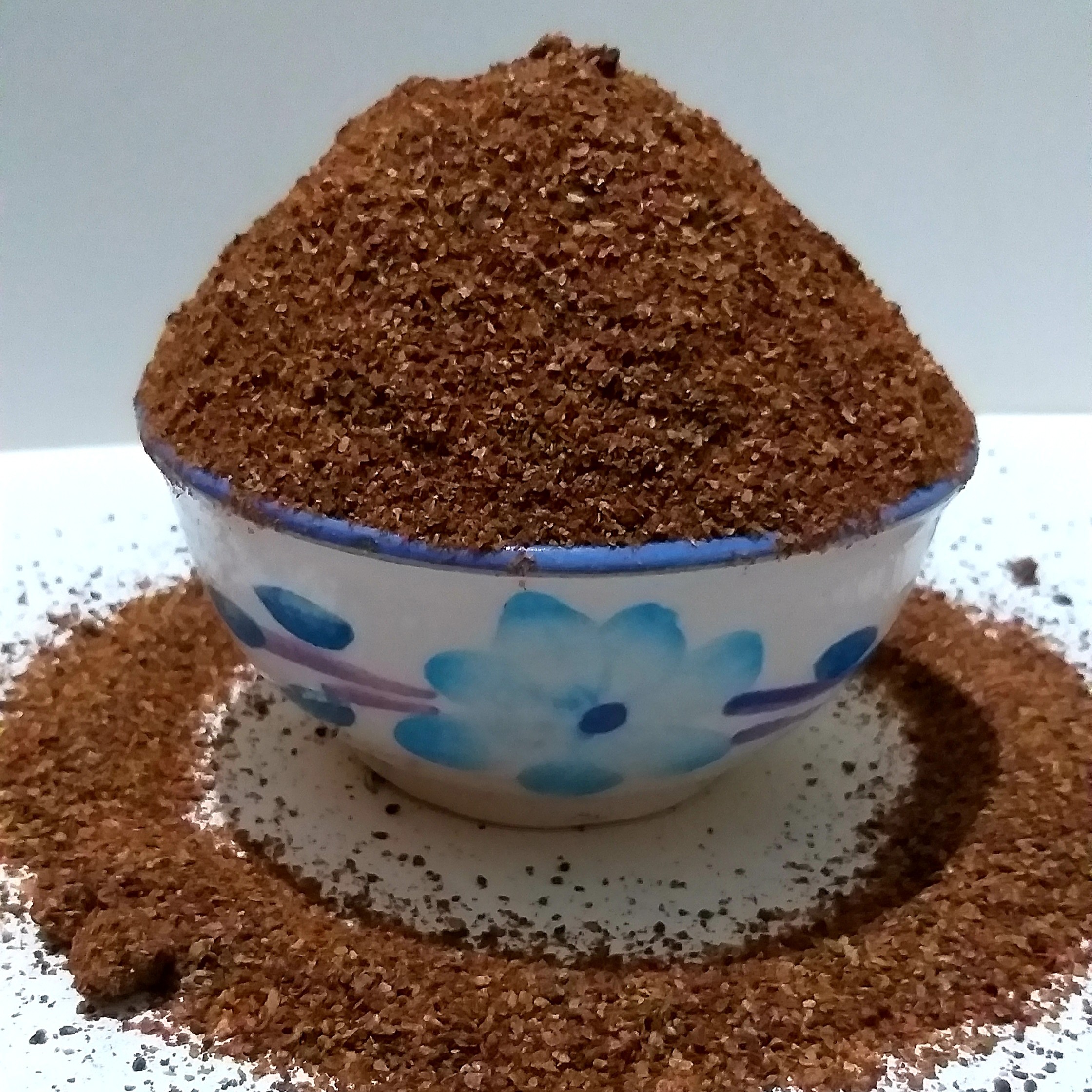 سماق قهوه ای درجه یک(400گرمی)