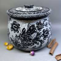 دیگ سنگی قلمزنی شده طرح گل مرغی