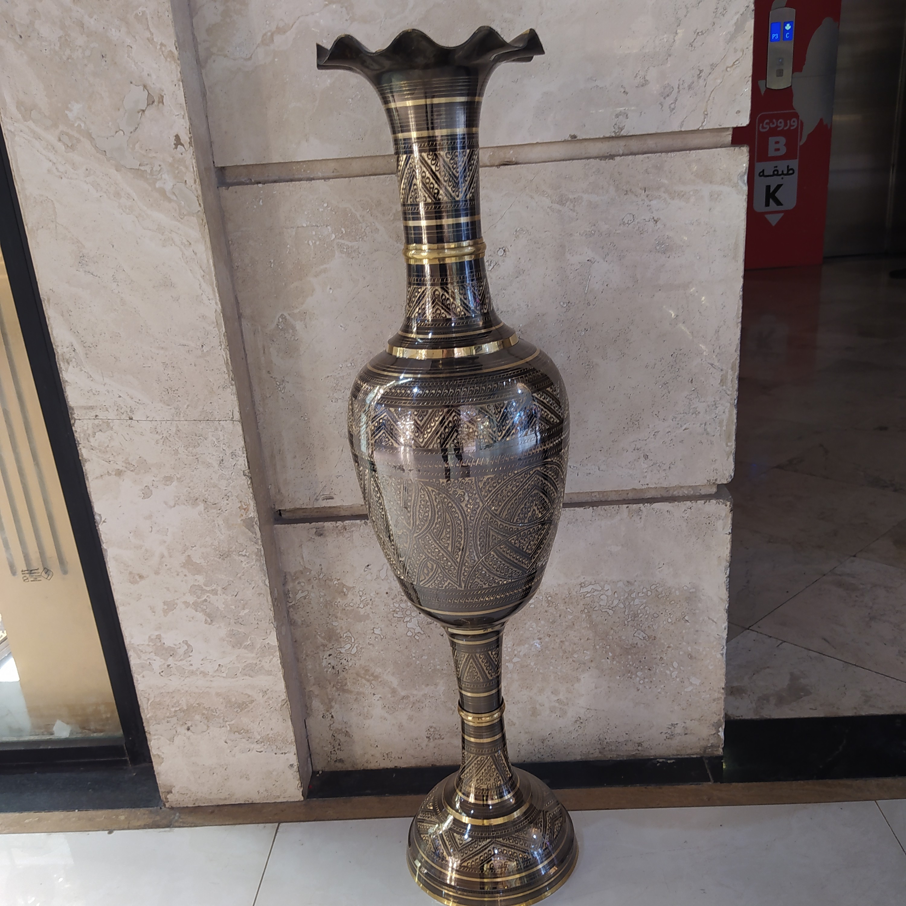 گلدان برنجی 40 اینچ