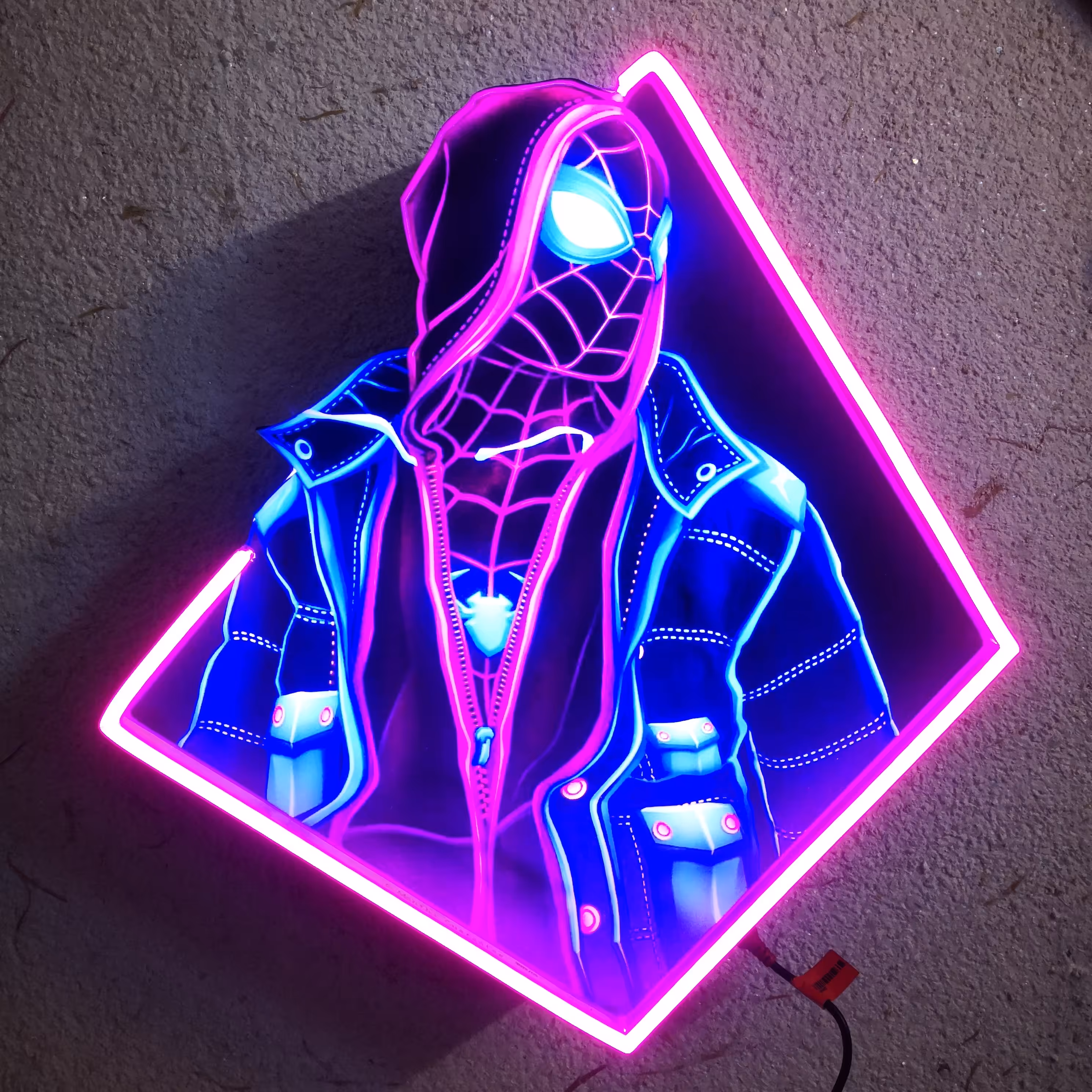 تابلو چلنیوم طرح مردعنکبوتی با نور RGB همراه ریموت