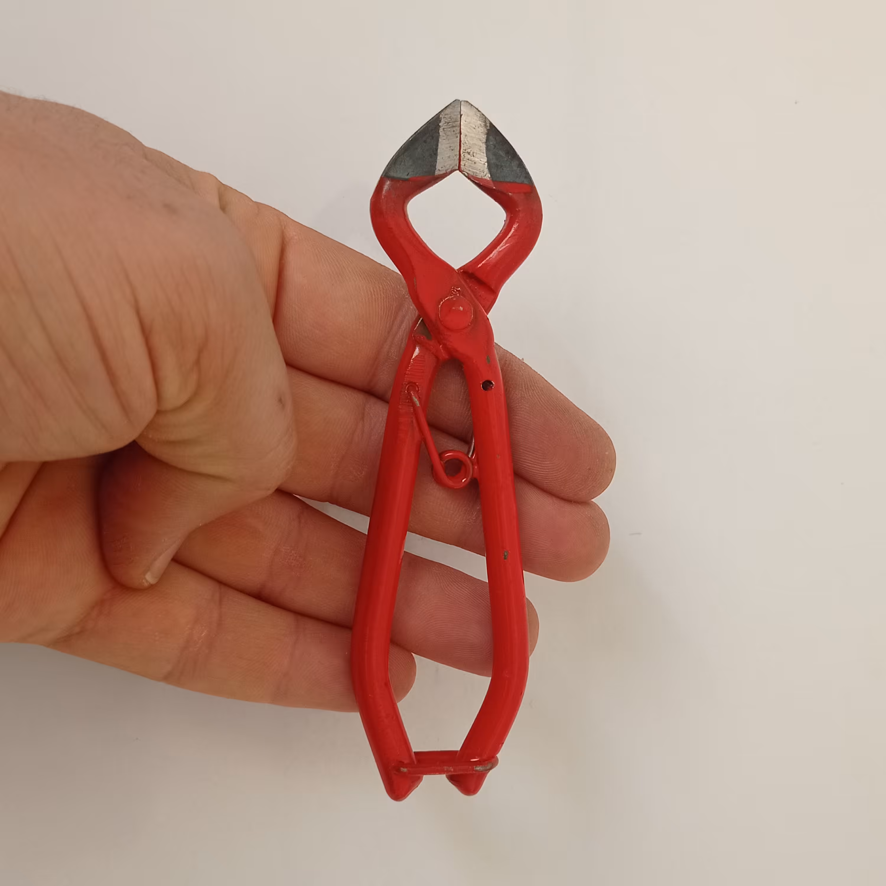 قیچی قند شکن تمام فولادی سایز کوچک زنجان با کیفیت عالی 