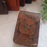 کیف دوشی اسپرت چرم طبیعی آفتاب