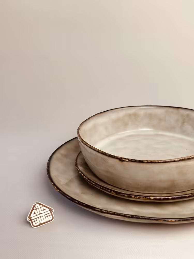 ظروف لبه مشکی روستیک کد002077