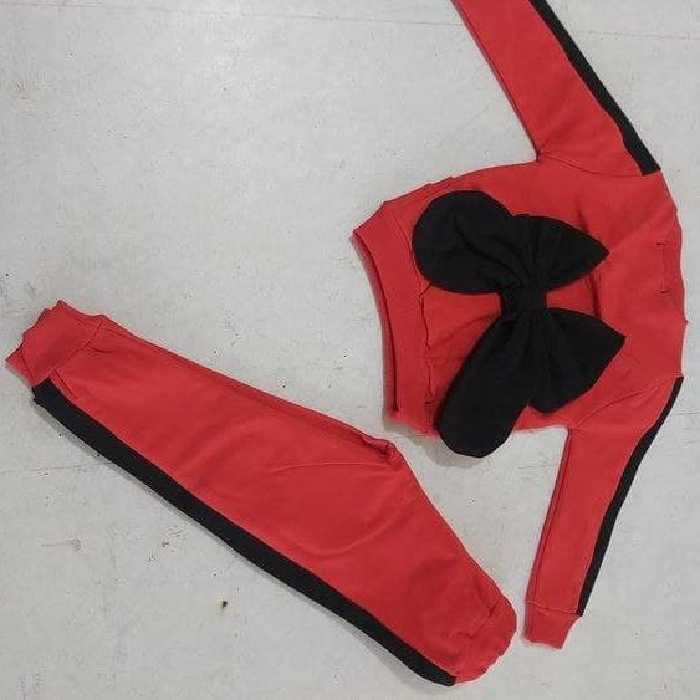 ست یلدایی مادر و دختر