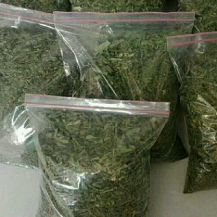سبزی محلی معطرخشک آشی150گرم شسته و خشک شده .