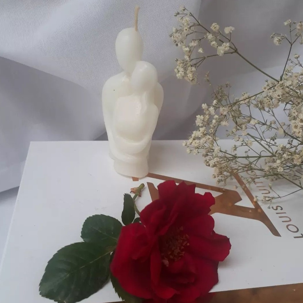 شمع فانتزی طرح آغوش