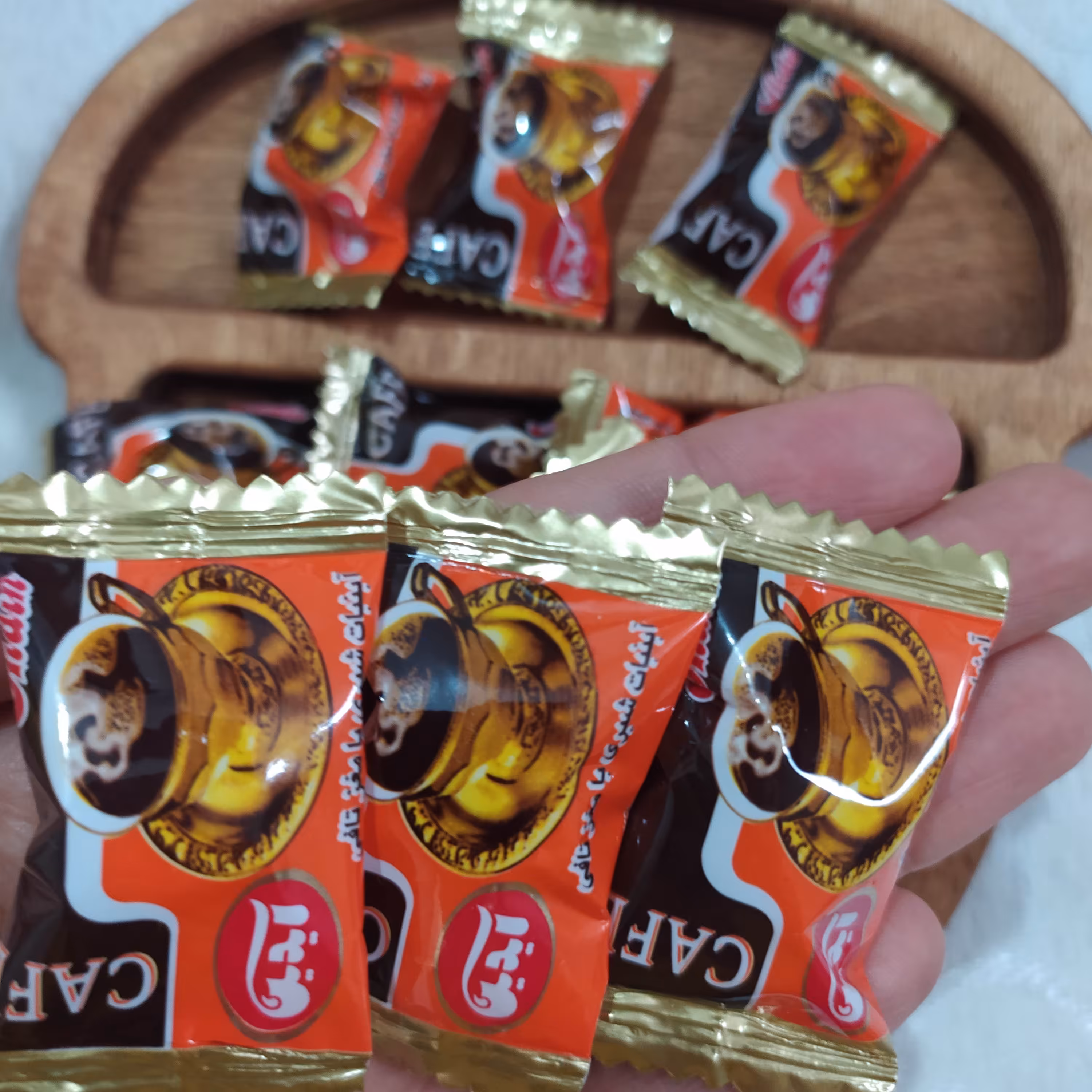 آبنبات شیری مغزدار آیدین بسته 500گرمی 