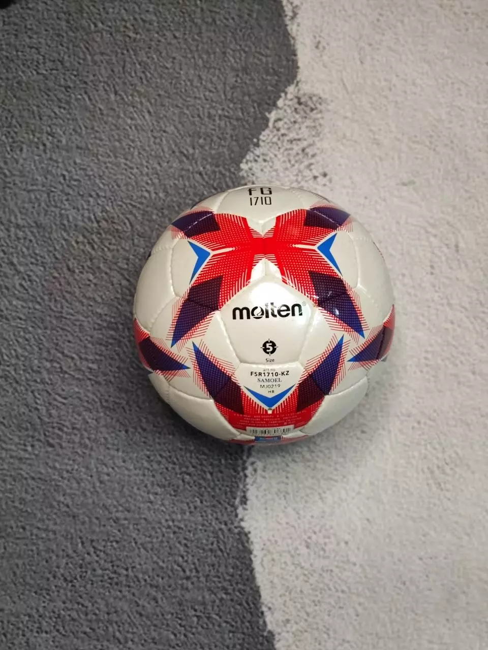 توپ فوتبال مولتن سایز 5 قرمز