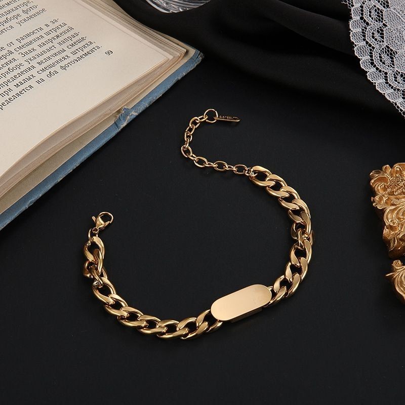 دستبند کارتیر طرح طلا cartier شیک و زیبا مناسب شب یلدا و ولنتاین و تولد