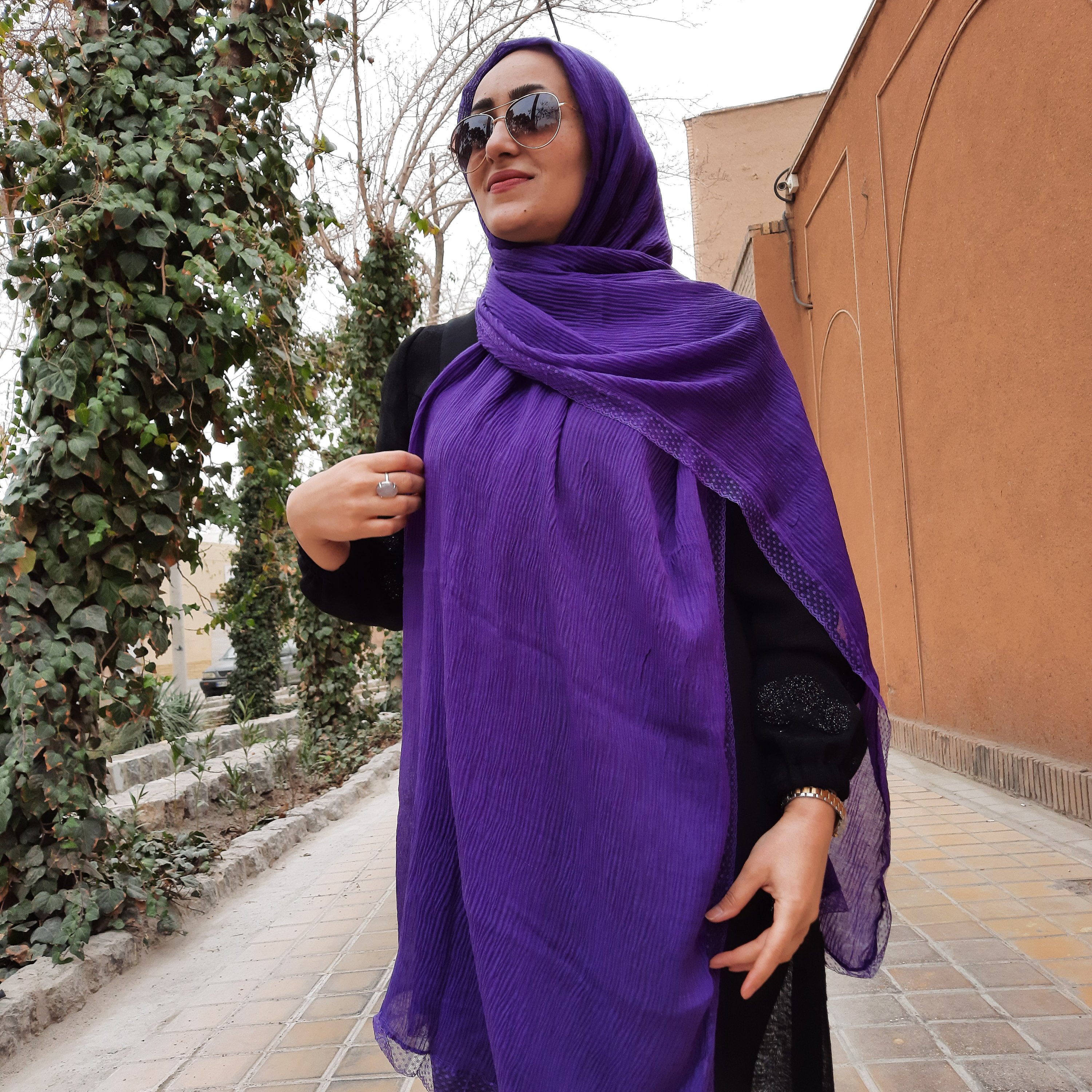 شال پلیسه لبه تور دانتل