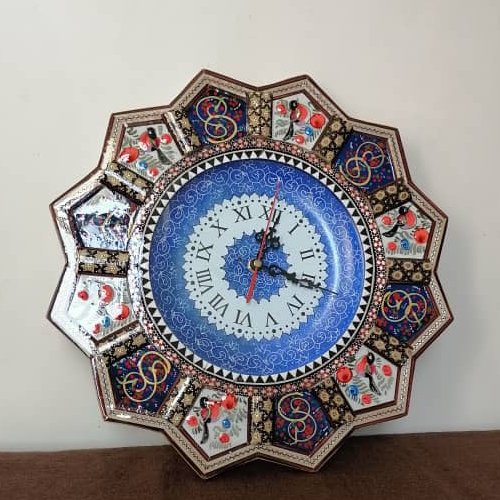 ساعت دیواری خاتم و مینا مدل خورشیدی جنس چوب