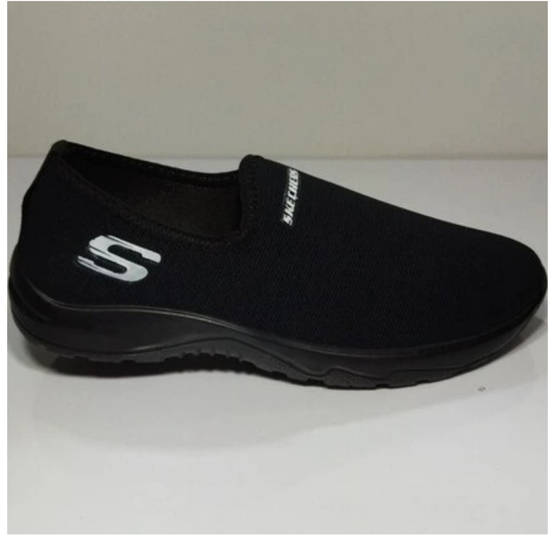 کفش عرفان مدل اسکیچرز سایز بندی 41 الی 44 کیفیت عالی حراج به علت افتتاحیه با قیمتی استثنایی و کیفیتی بی نظیر 