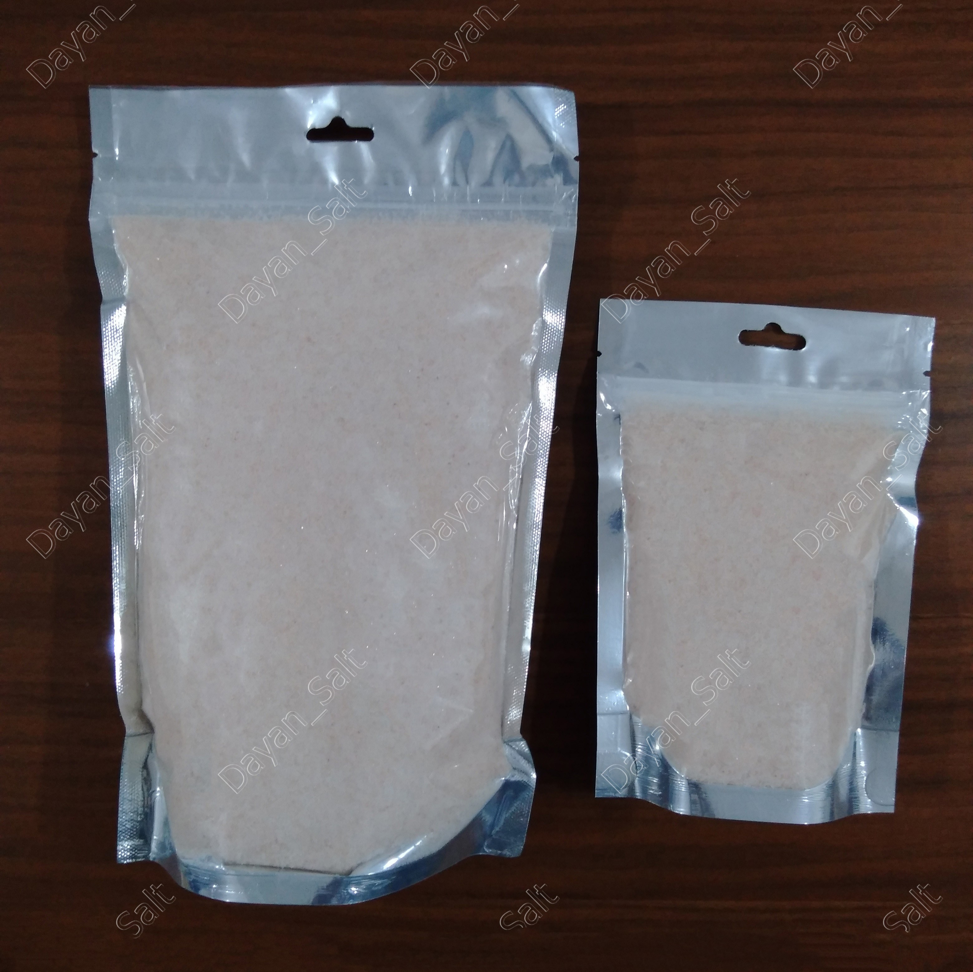 نمک صورتی طبیعی پودری (600 گرمی) درجه یک (تضمینی)