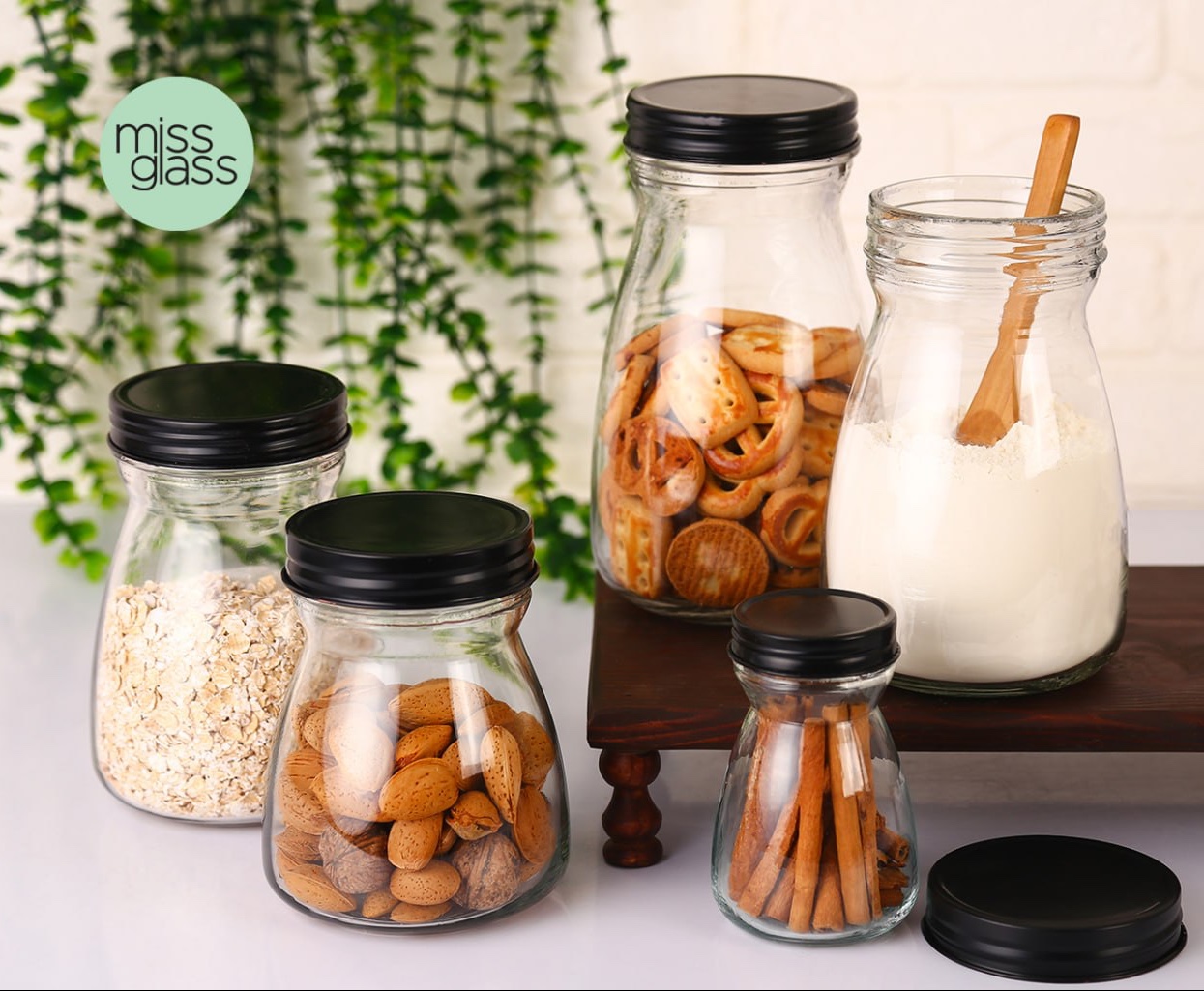 ست بانکه درب فلزی بانکه و ظروف بنشن