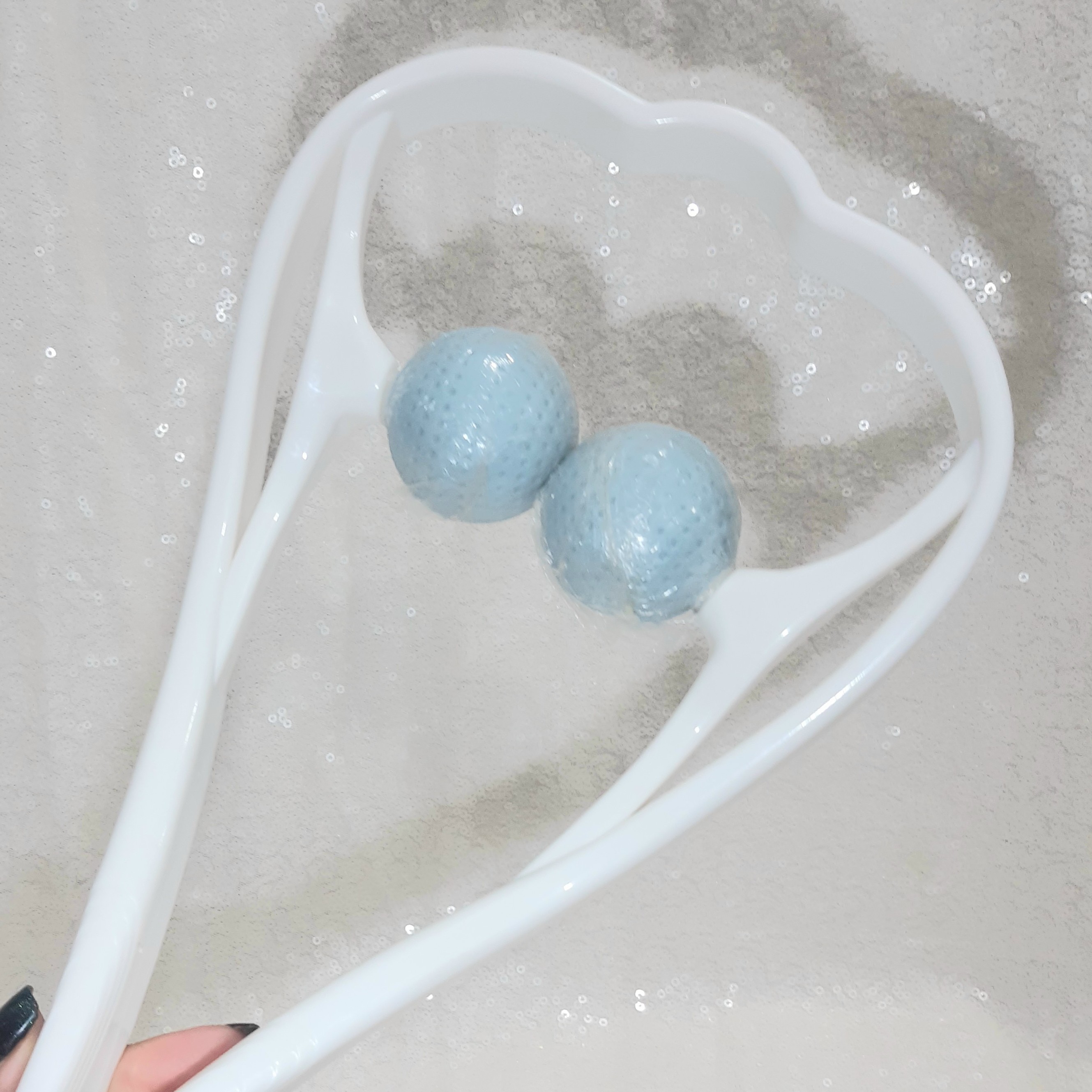 ماساژور گردن دستی برند Mumuso