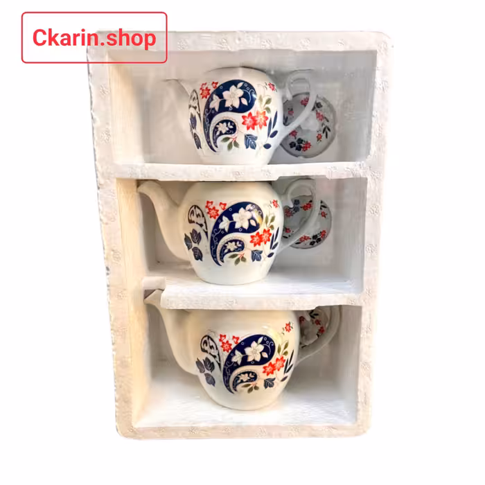  قوری چینی در3 سایز 
رنگ طرح زرشکی ،سورمه ای 
