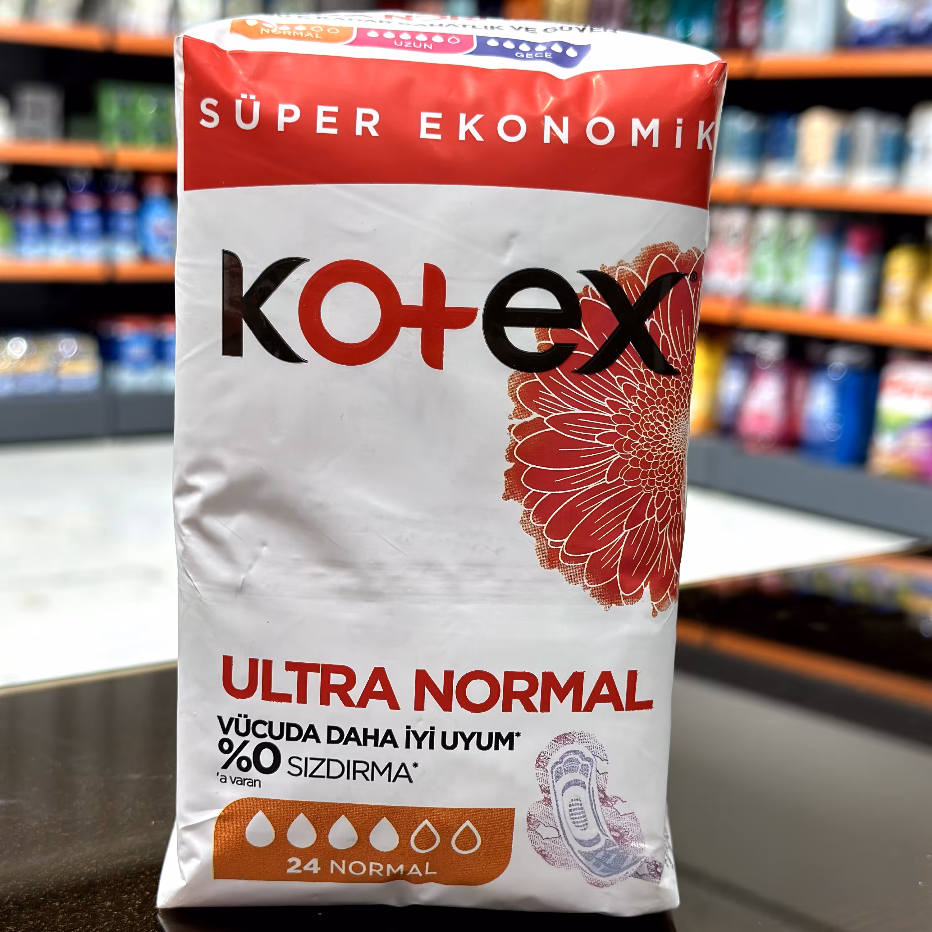 نوار بهداشتی کوتکس مدل Ultra Normal سایز نرمال بسته 24 عددی

