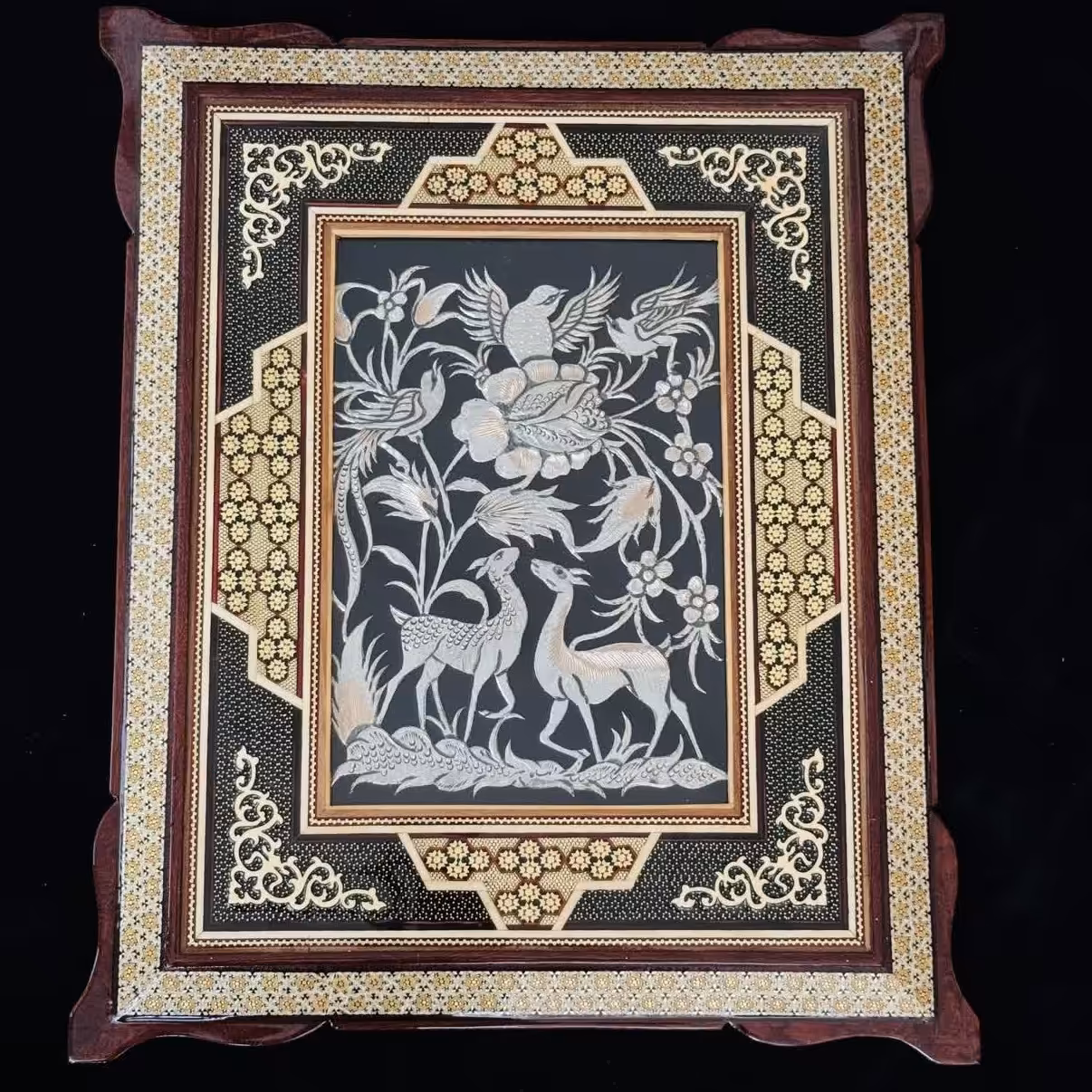 تابلو قلمزنی با قاب خاتم کاری صلیبی سایز 40در50