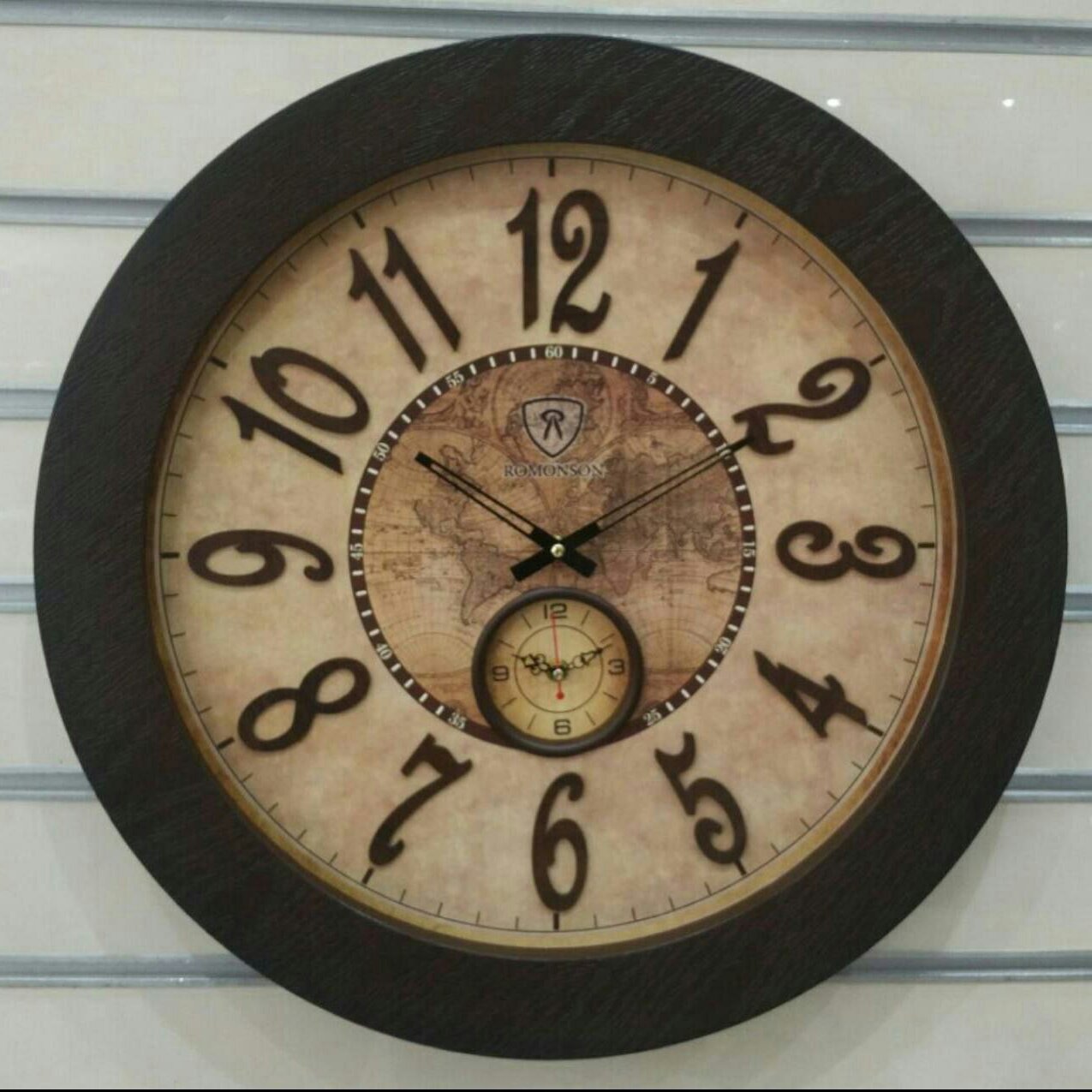 ساعت دیواری رومانسون202