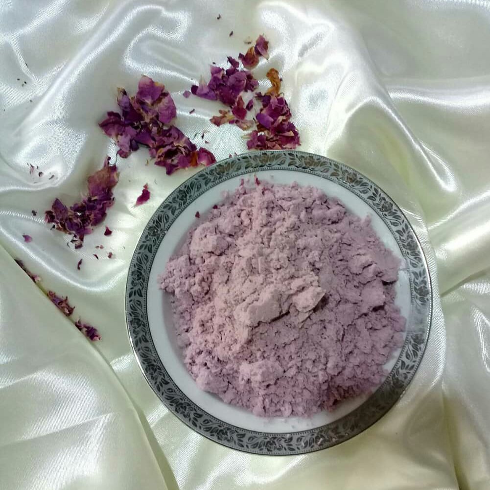 قاووت گل محمدی