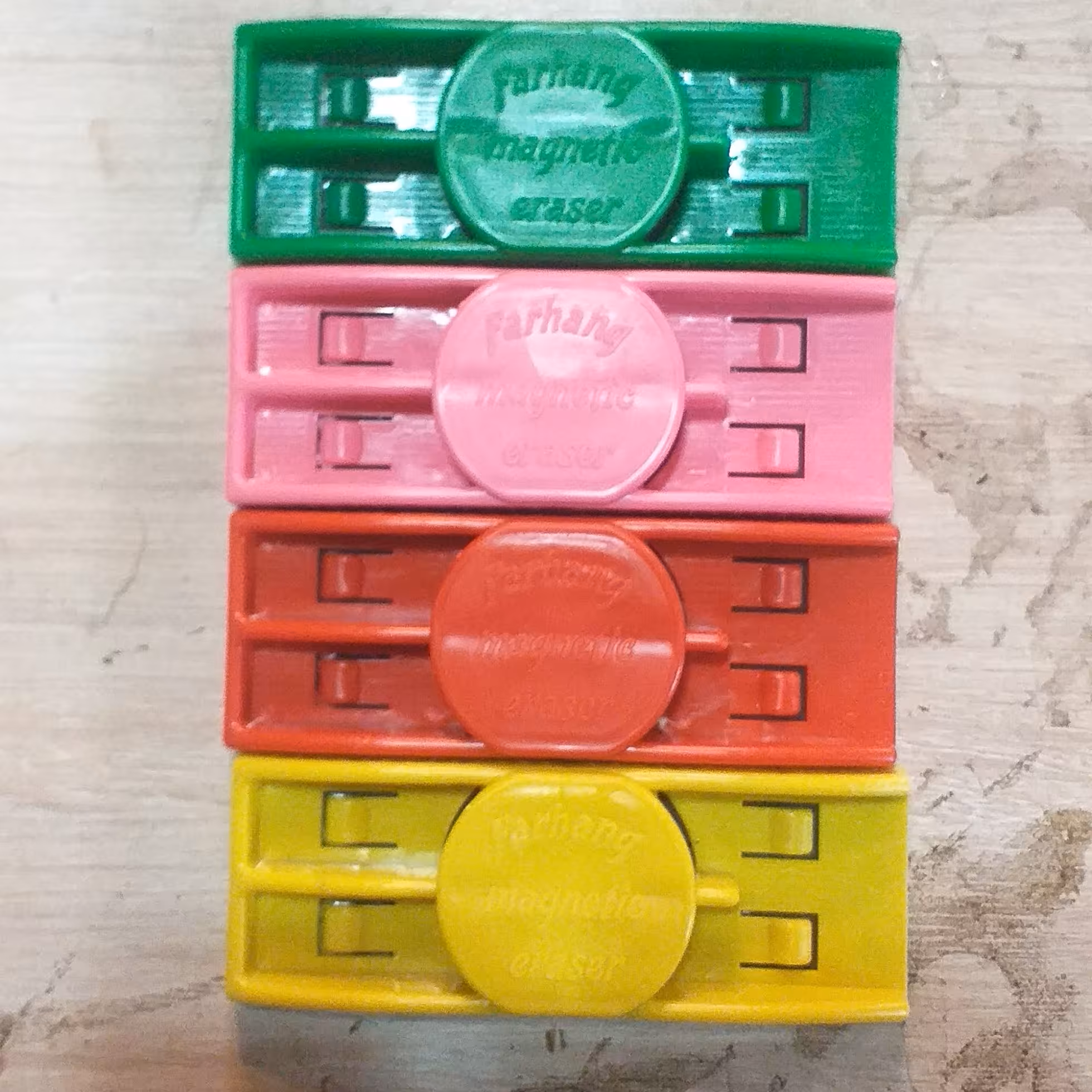  پاک کن وایت برد 