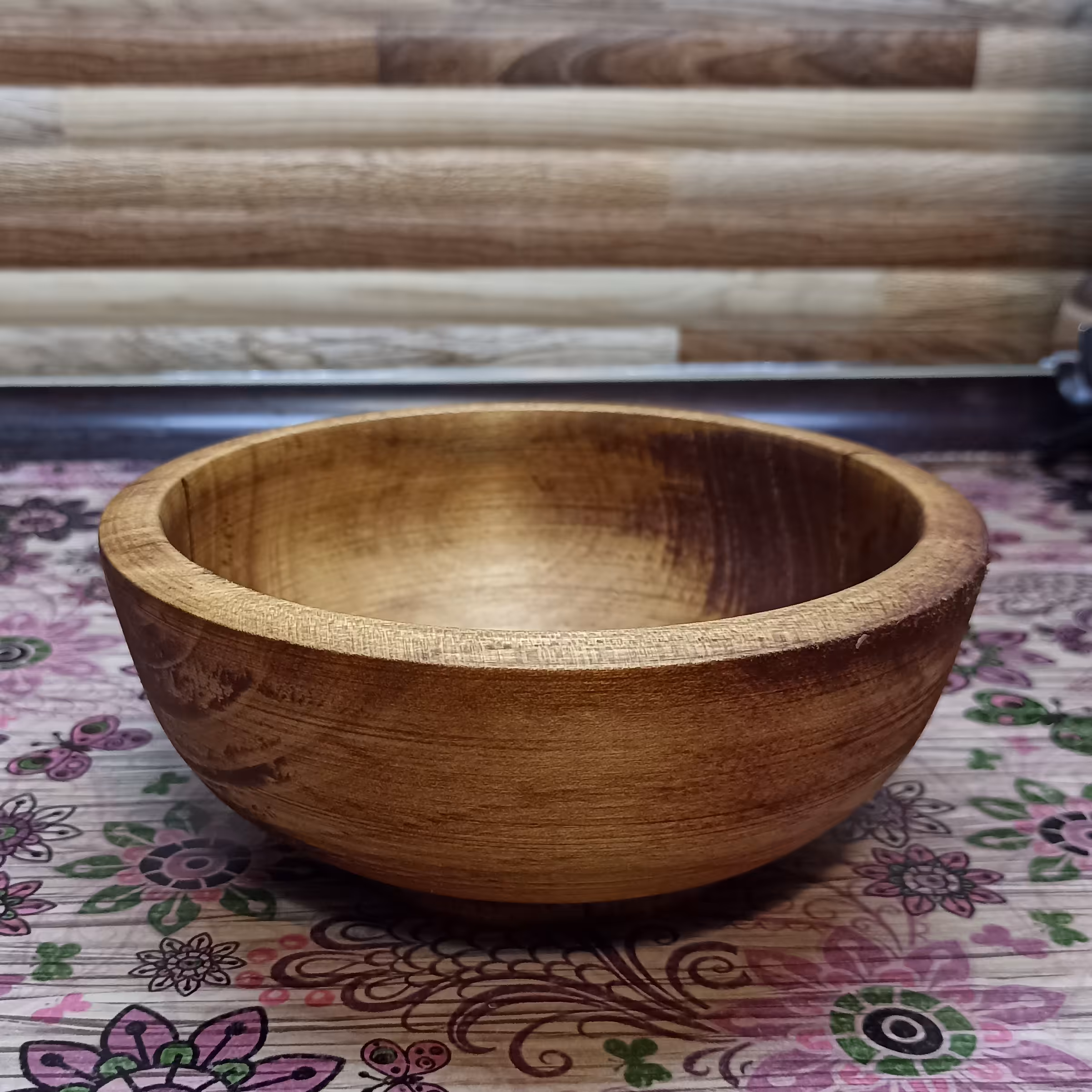 کاسه چوبی