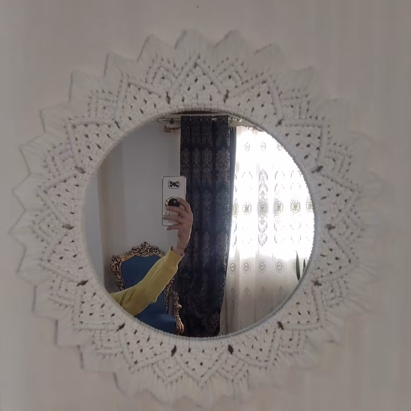 قاب آینه مکرومه