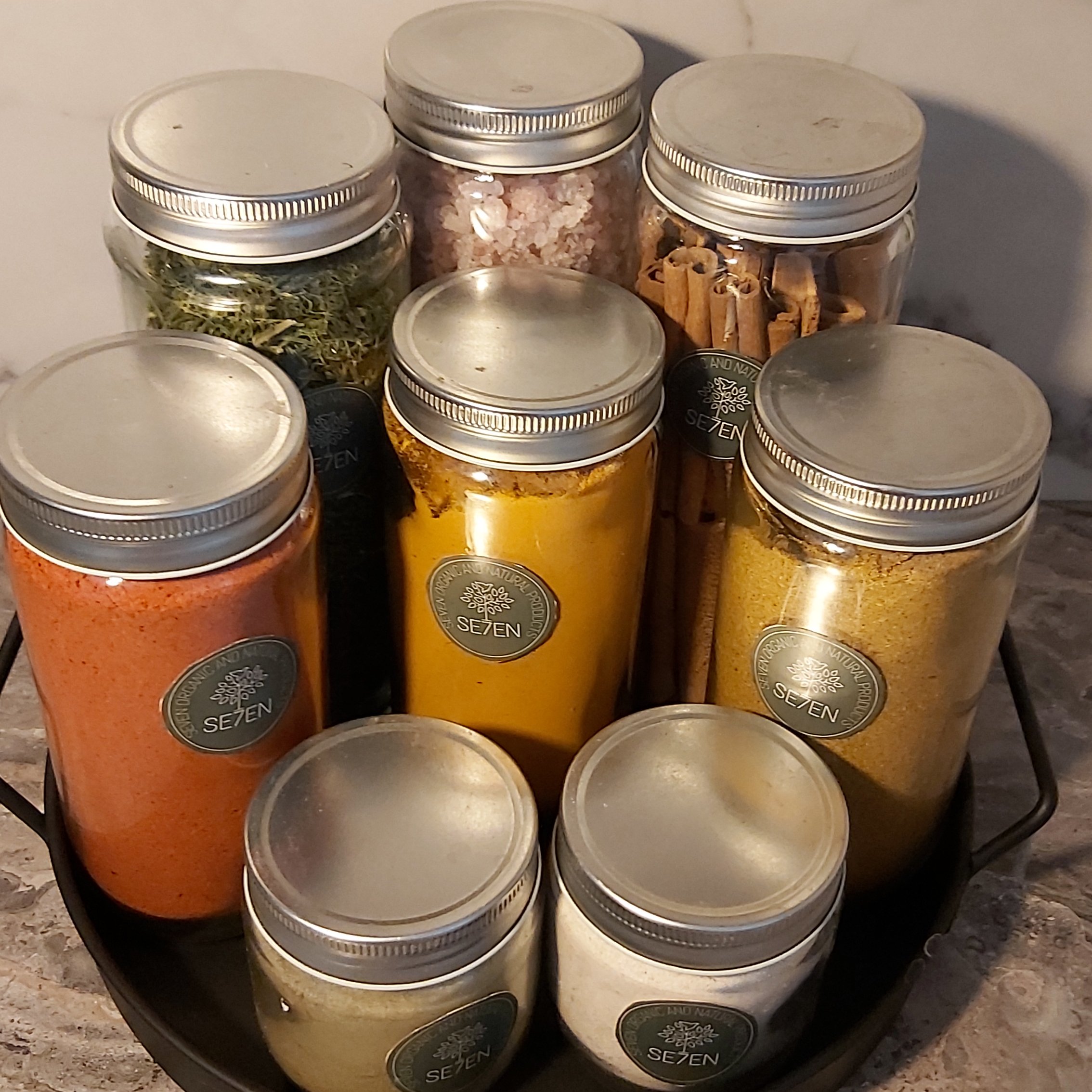 پک ادویه جات پر مصرف مناسب برای همه خانه ها عطر و طعم های بی‌نظیر و با کیفیت