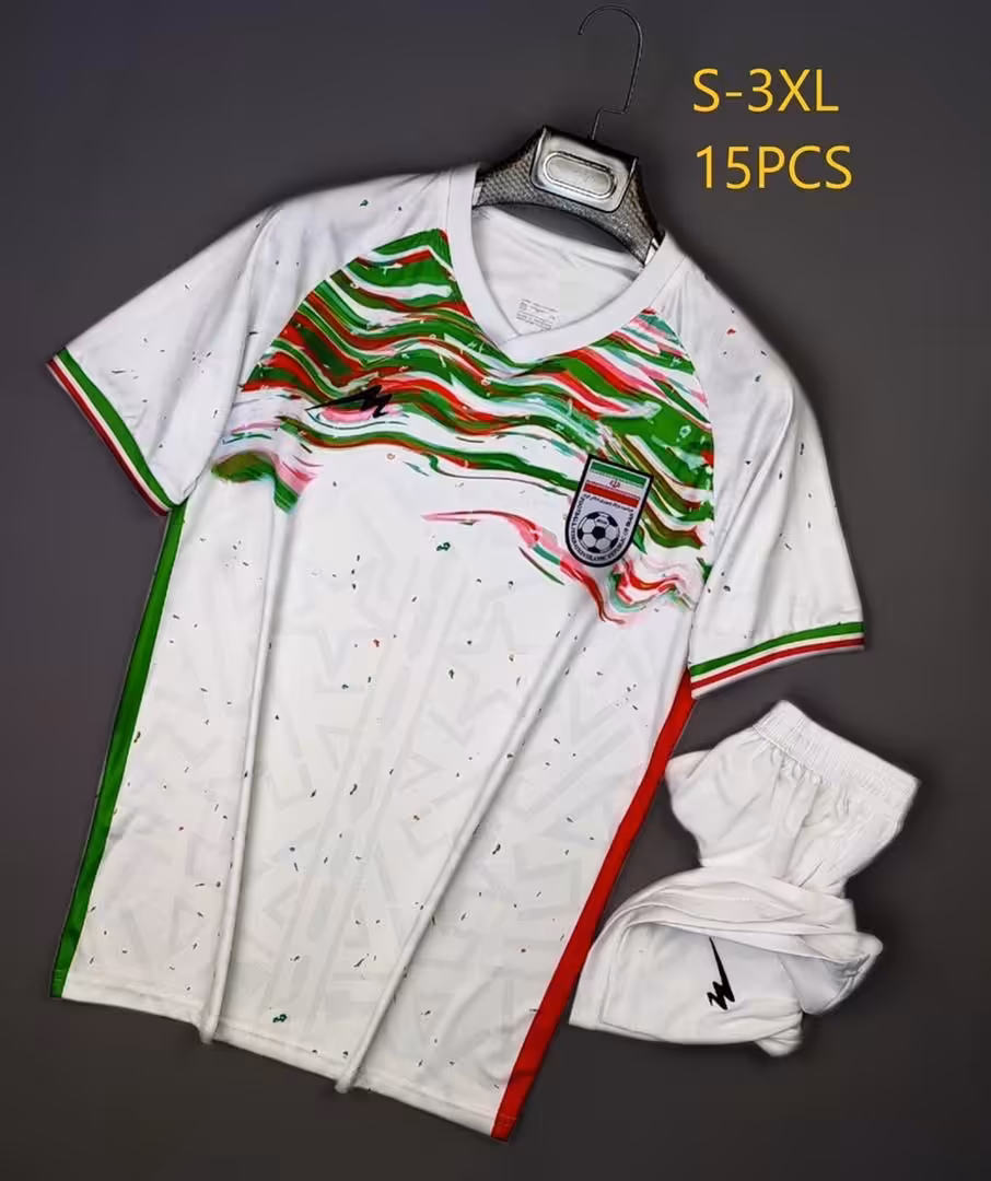 کیت تیم ملی ایران کانسپت سفید (پیراهن شورت) ورژن هواداری