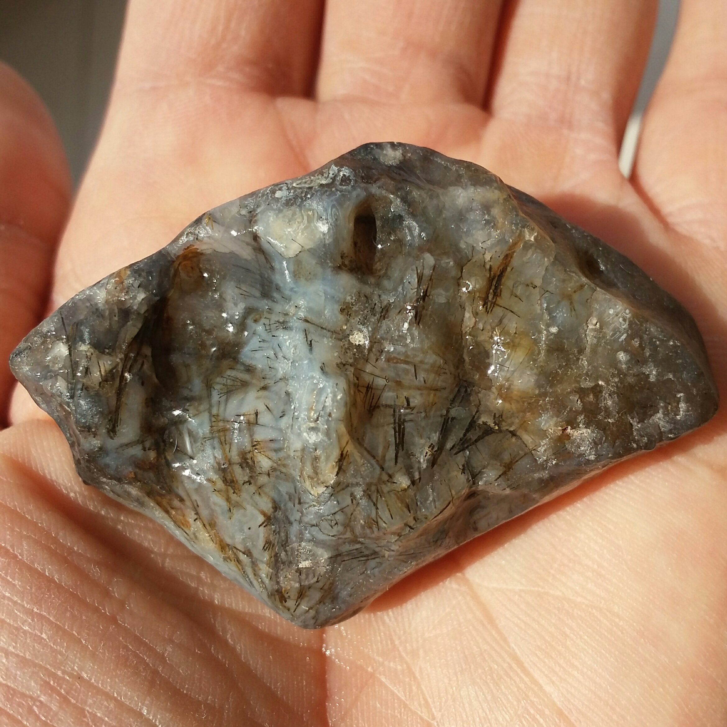 سنگ راف عقیق مویی رتایل مشکی بی نظیر کاملا طبیعی شاهکار خلقت خااااص