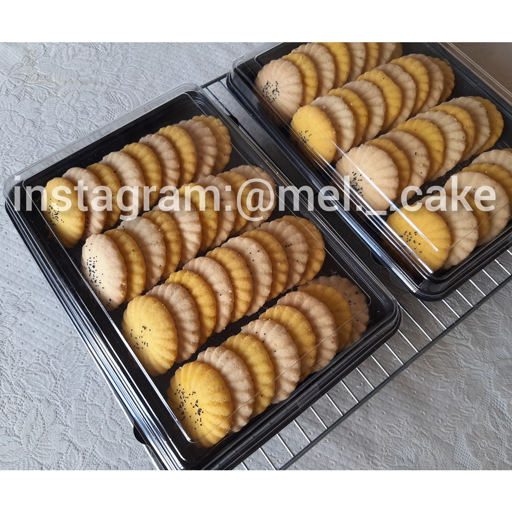 شیرینی برنجی خونگی باکیفیت(نیم کیلو150تومان)