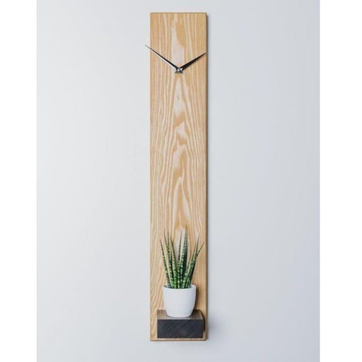ساعت دیواری چوبی مدل L12