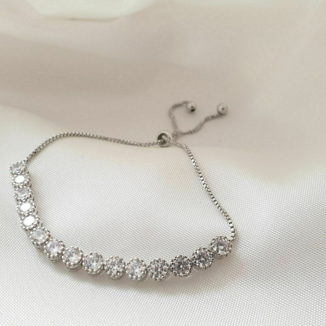 دستبند اسانسوری  